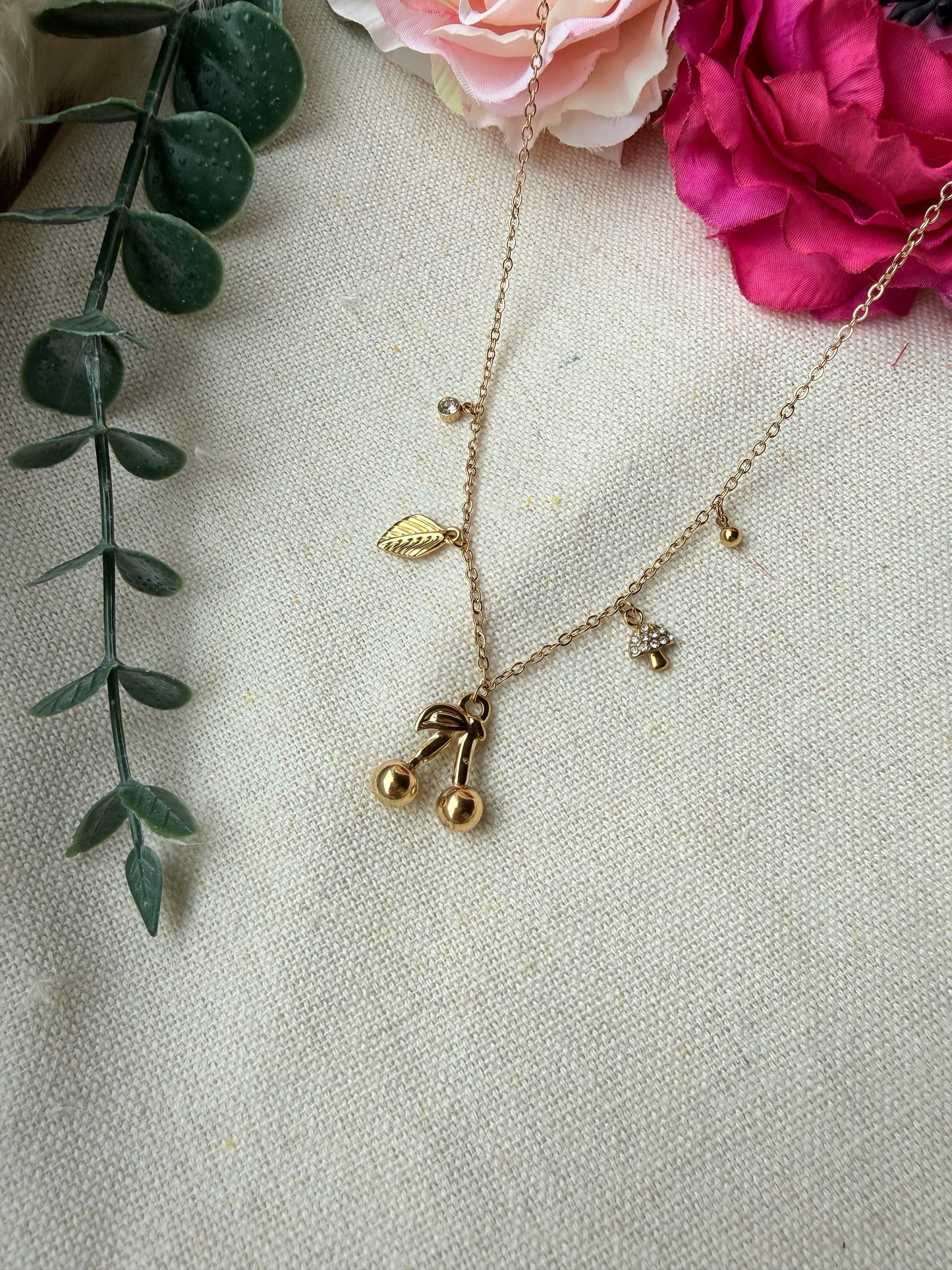 Edelstahlkette Gold mit Kirschen Anhänger "Cherry Love"