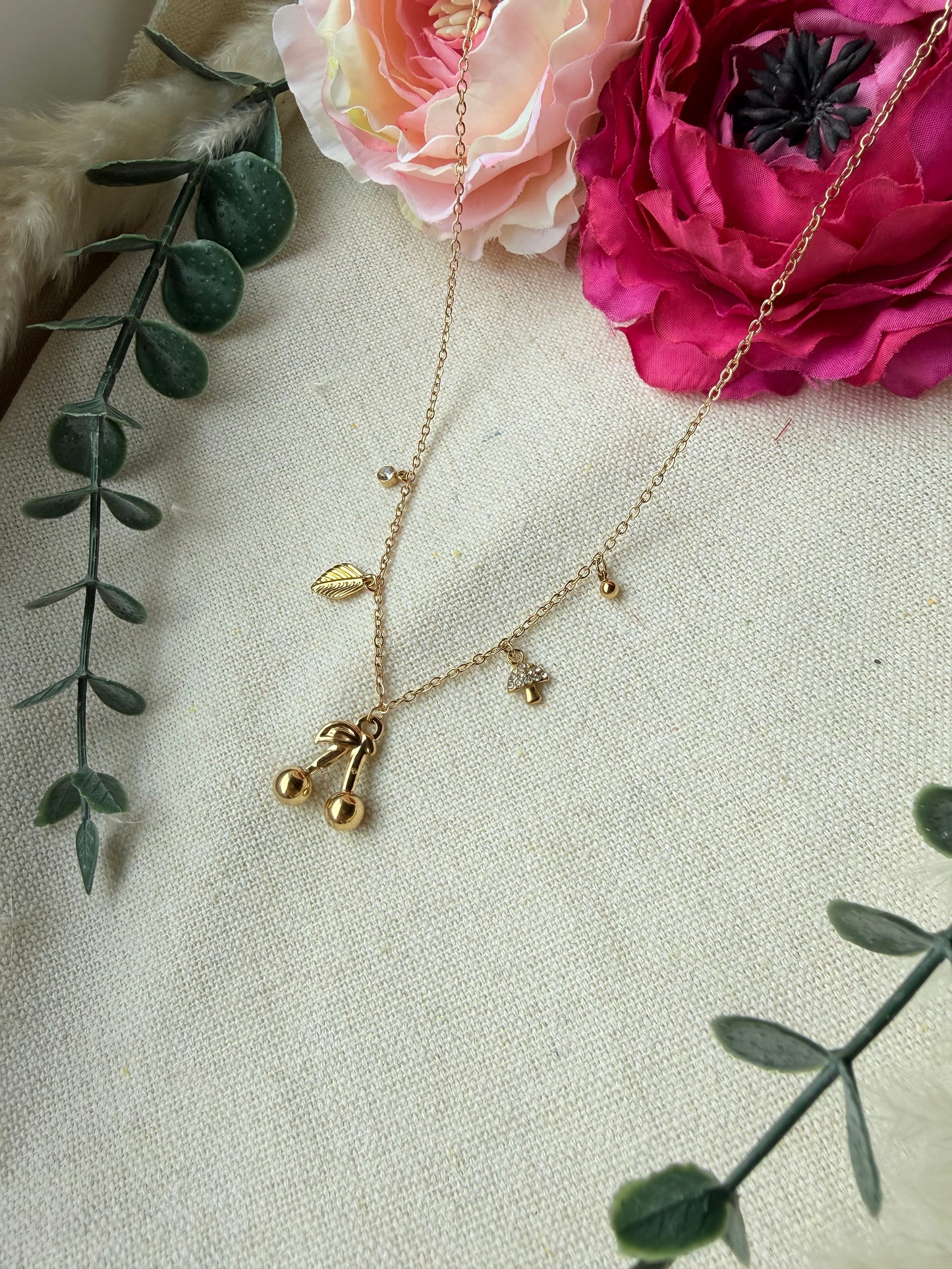 Edelstahlkette Gold mit Kirschen Anhänger "Cherry Love"