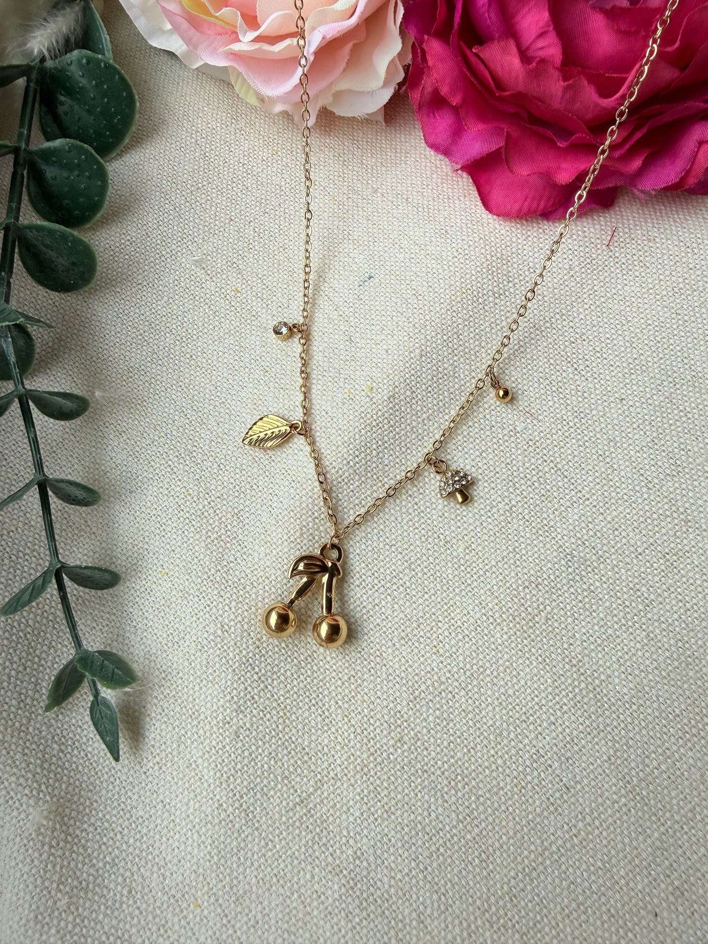Edelstahlkette Gold mit Kirschen Anhänger "Cherry Love"