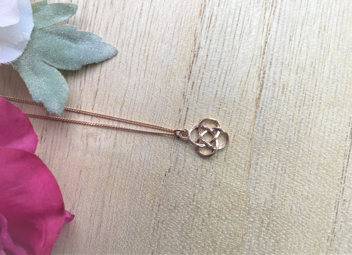 925 Silberkette Damen mit Anhänger – Silber, Gold & Roségold mit Keltische Symbol, Liebesknoten, Artikel Nr. Kette-0002