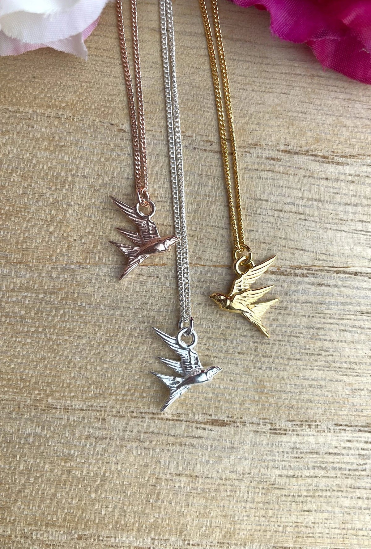 925 Silber Kette mit Schwalbe – „Freedom“
