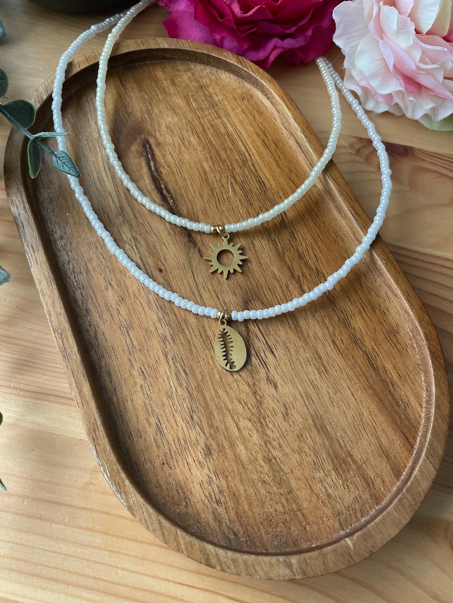 Miyuki Perlenkette mit Edelstahl Anhänger – Sonnen- oder Muschelkette