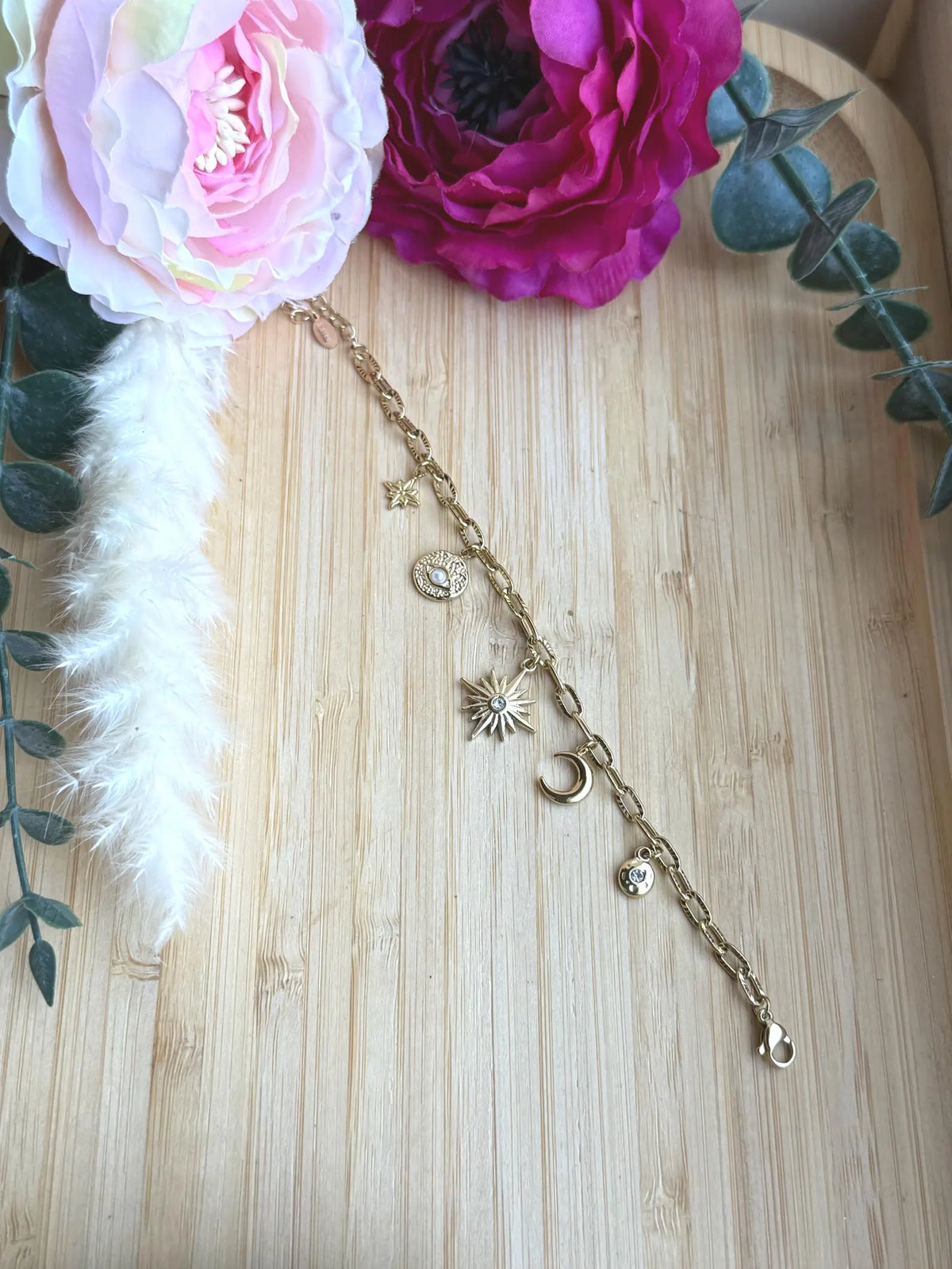Edelstahl Armband Gold mit Anhängern – Mond & Stern