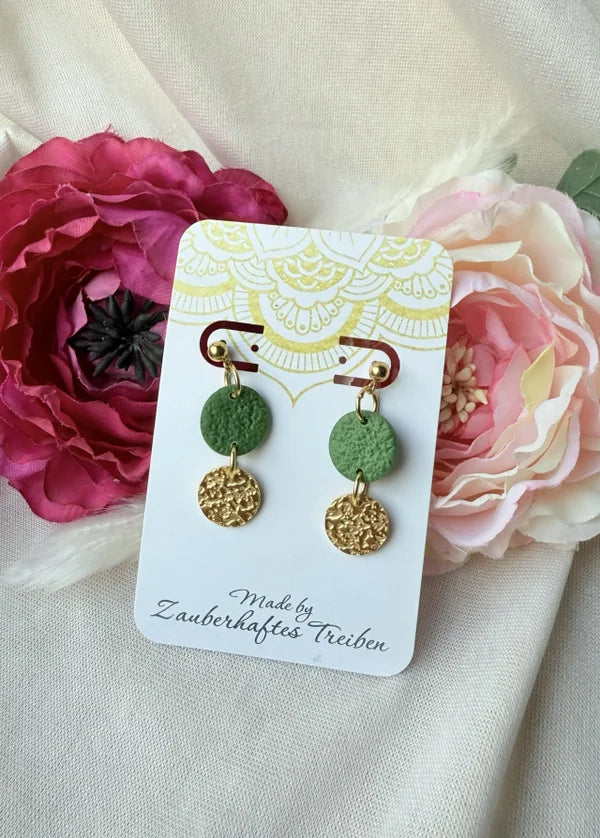 Grün-Goldene Statement Ohrringe – Handgemachte Ohrringe in Grün & Gold | Eleganter Schmuck für Alltag & Anlass