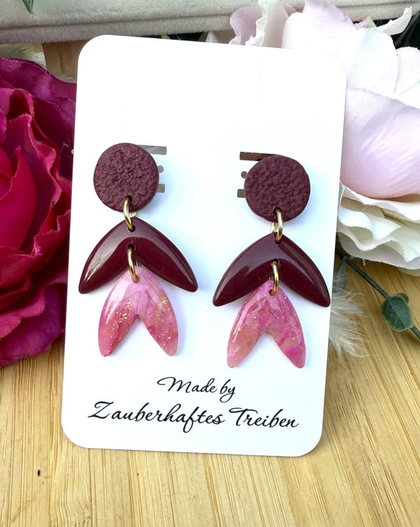 Handgemachte Statement-Ohrringe – Bordeaux & Rosa mit Goldflocken // Rosi