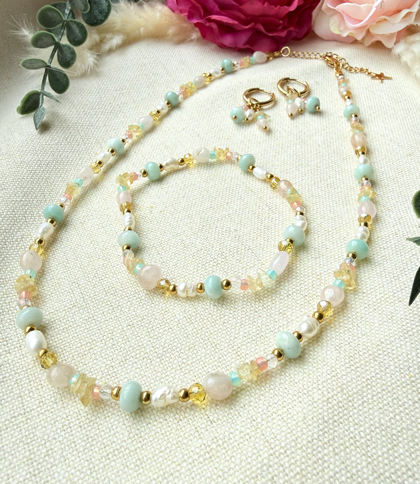 Schmuckset Pastell Frühling – Edelstein Kette, Armband und  Ohrringe aus Naturstein & Perlen — Ohrringe