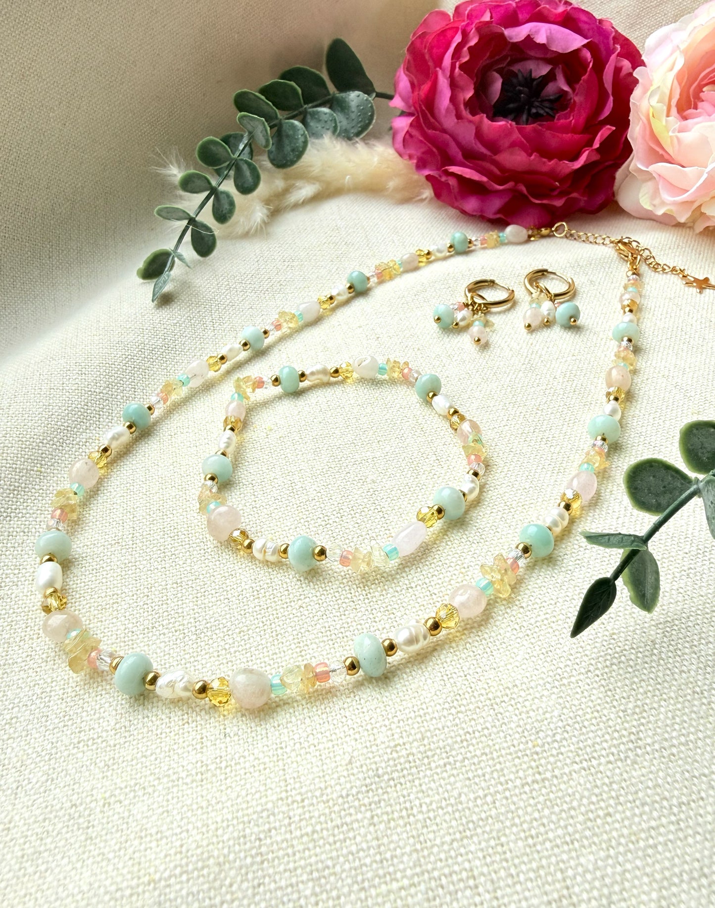 Schmuckset Pastell Frühling – Edelstein Kette, Armband und  Ohrringe aus Naturstein & Perlen — Ohrringe