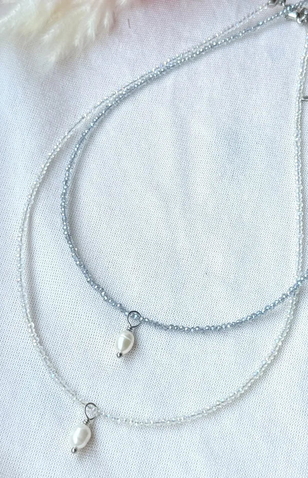 Zarte Glasperlenkette mit Süßwasserperlen Anhänger „selin“