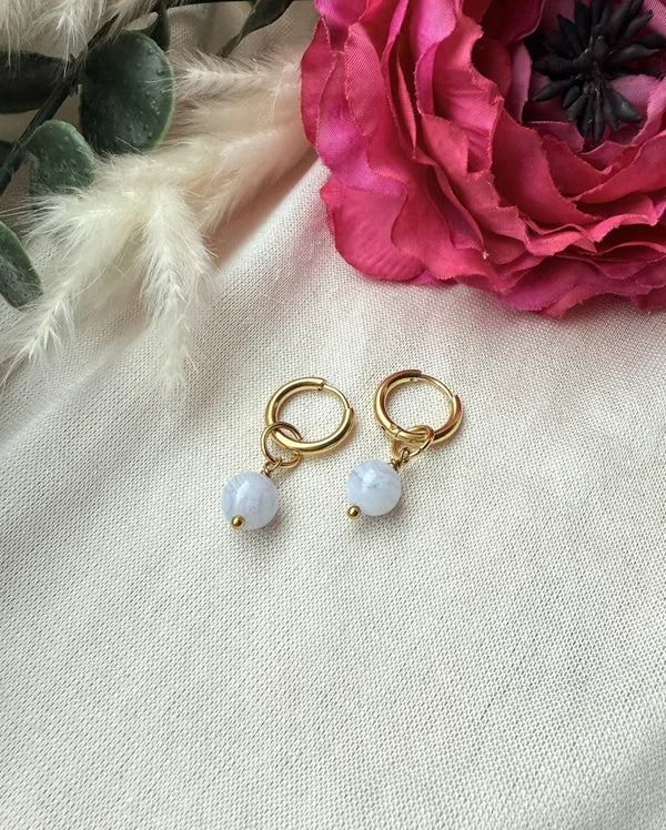 Edelstahl-Ohrringe mit Chalcedon-Perle gold