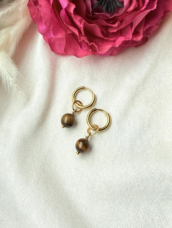 Edelstahl-Ohrringe mit Tigerauge-Perle gold
