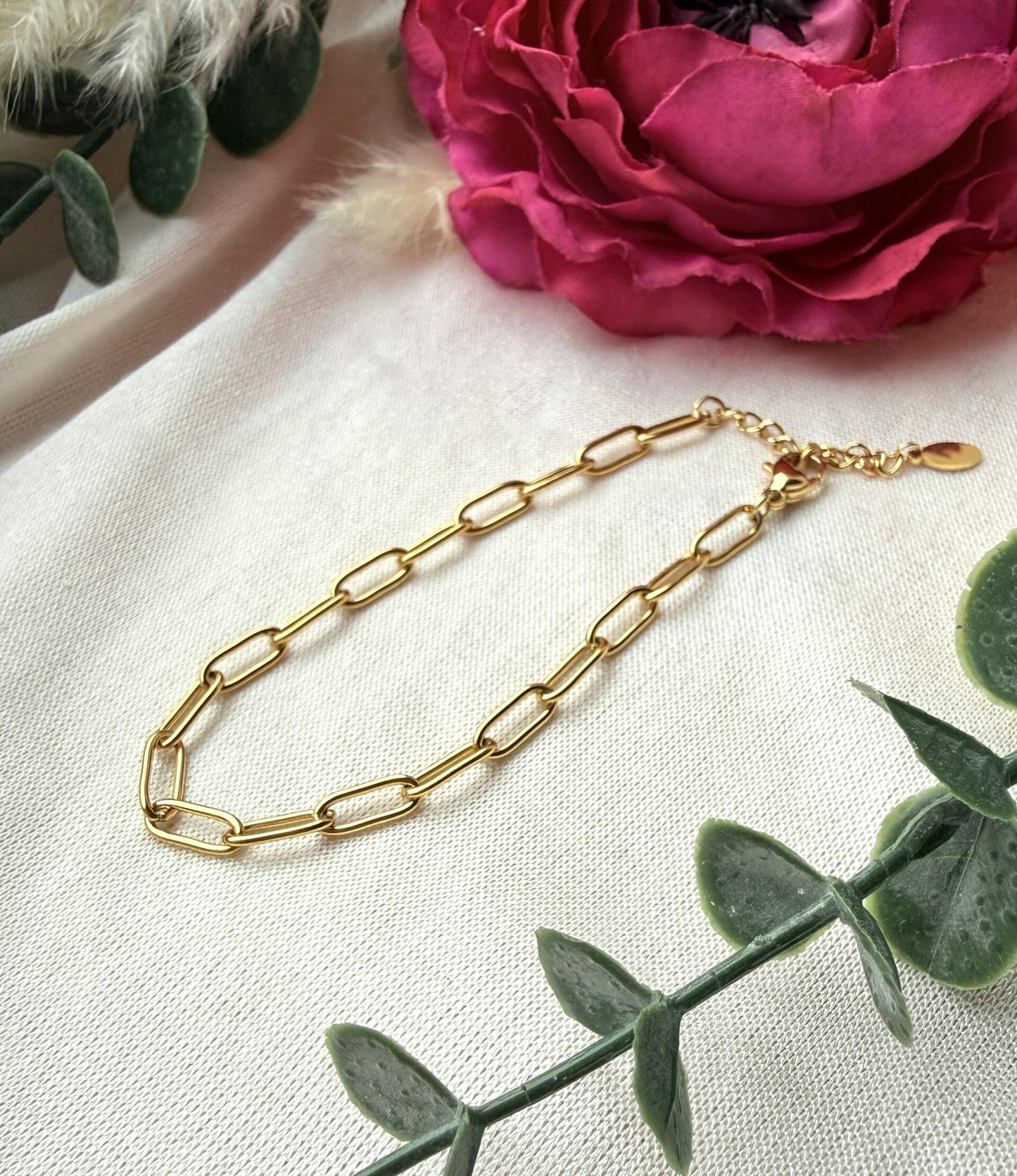 Minimalistisches Gliederarmband aus Edelstahl